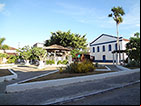 img09